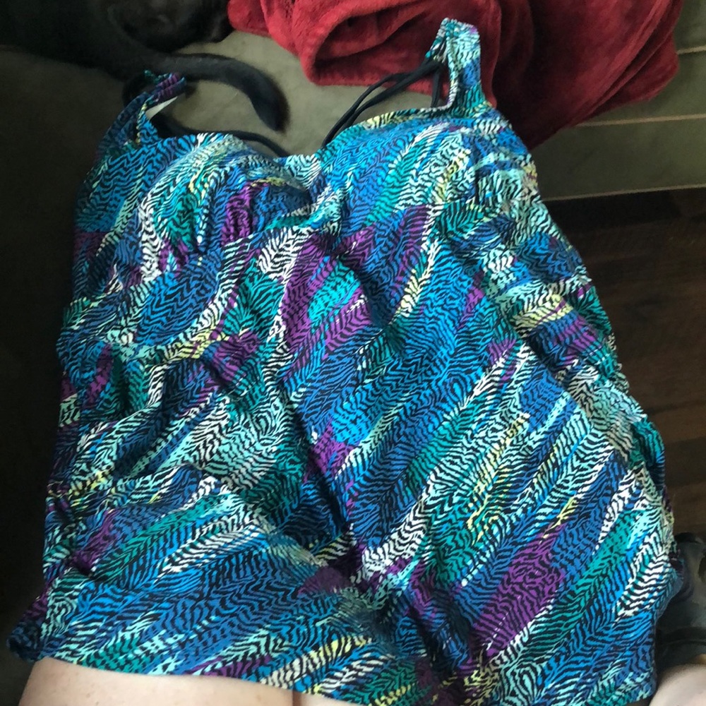 Lovely Swirl Tankini top (Fits like 22)